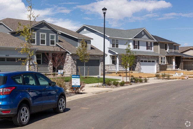 New construction is abundant in Murphy Creek.