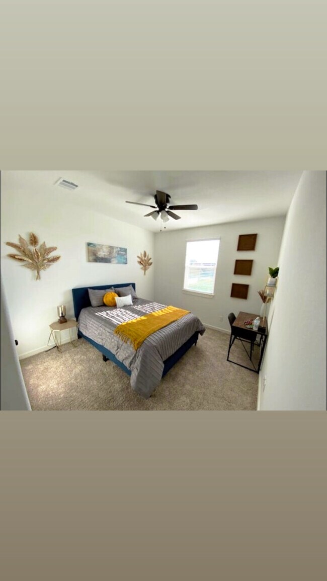 1761 Summit Crossing Ln unit 1761 Summit Crossing, College Station, TX 77845 - photo 3