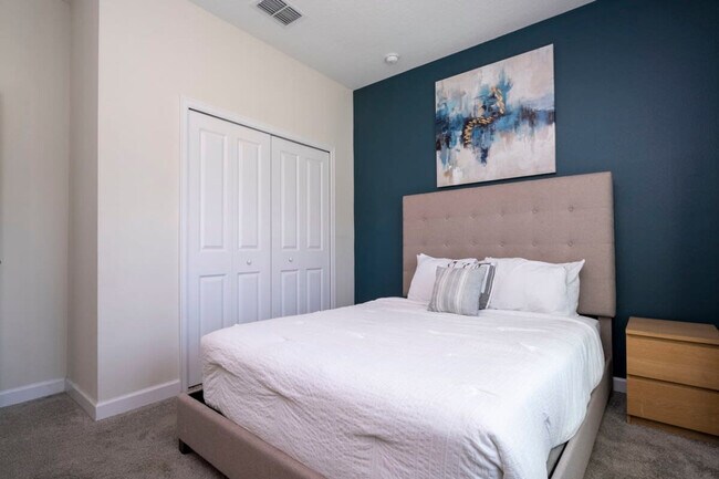 8957 Cabot Cliffs Dr unit ID1280801P, Four Corners, FL 34747 - photo 4