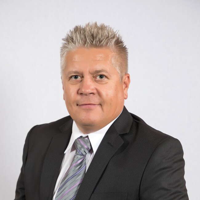 Agent Photo