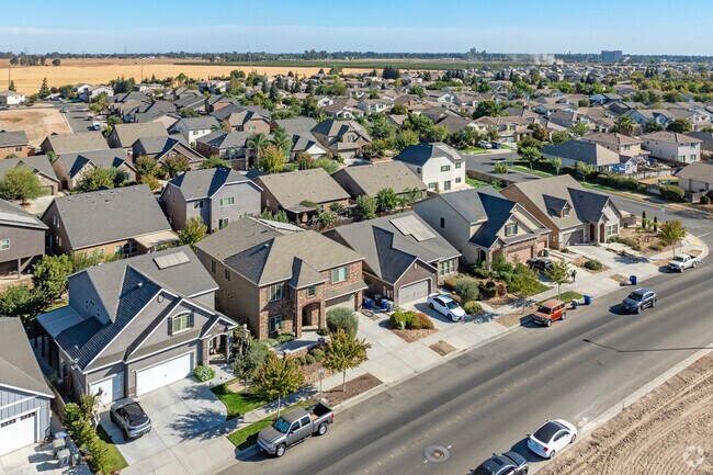 Bellevue Ranch is an expanding area of both established and new homes in Merced.