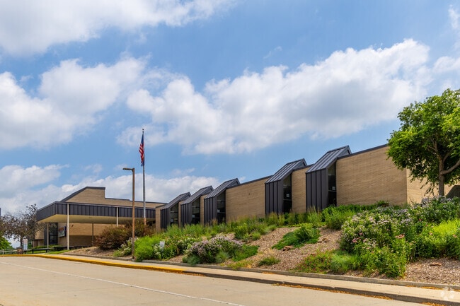 Crescent Oaks students can start their education with Montclair Elementary's Pre-K program.