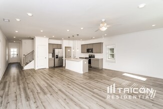 128 E Rdg Way, Woodstock, GA 30188
