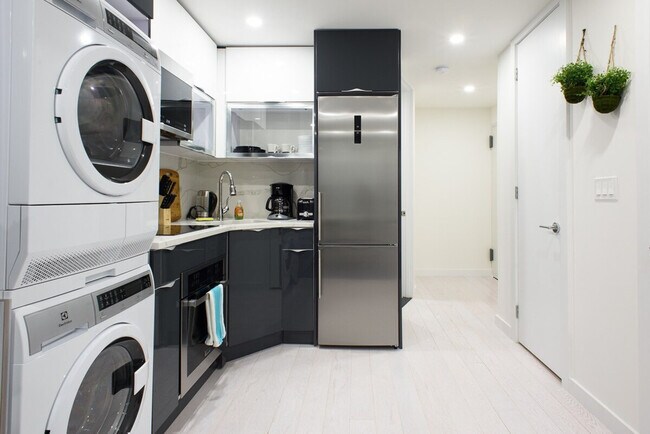 244 E 75th St unit ID1021987P, New York, NY 10021 - photo 5