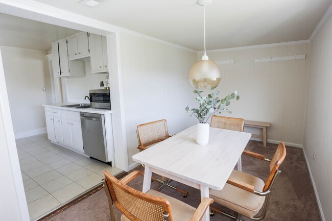 1602 Monticello Rd unit A, Charlottesville, VA 22902 - photo 6