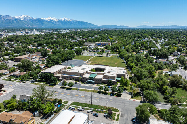 Franklin Elementary School is surrounded by mature trees.