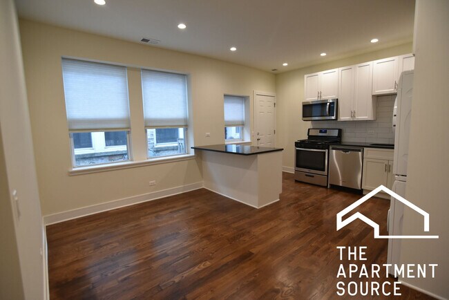 3232 N Clark St unit 2F, Chicago, IL 60657 - photo 3