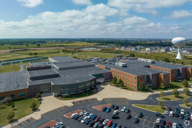 With its sprawling campus, Hampshire High School is a well ranked choice for locals in the area.