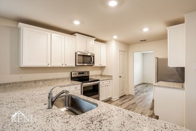 2839 Tybee Creek, Converse, TX 78109 - photo 7