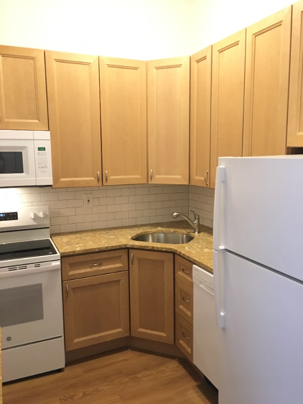 810 St Paul St Unit 305, Baltimore, MD 21202