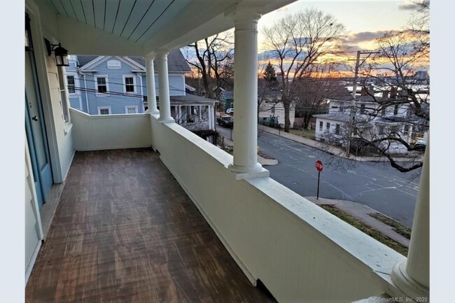 179 Lenox St unit 2, New Haven, CT 06513 - photo 2