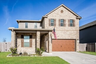 119 Gustaf Trail, Uhland, TX 78640
