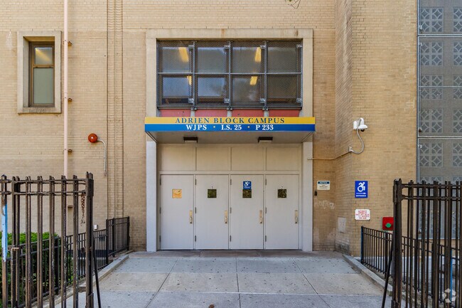 IS 25 Adrien Block is ranked #121 in Middle Schools.