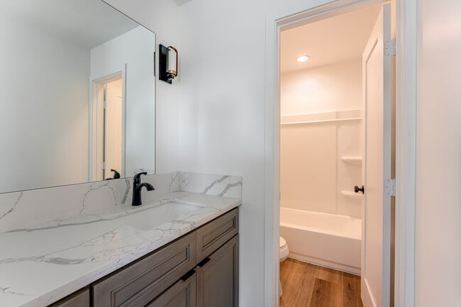 Master Bathroom - 2BD 2BA