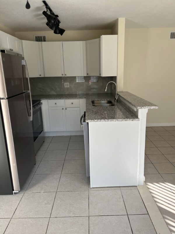 1884 Agora Cir SE unit 101, Palm Bay, FL 32909 - photo 6