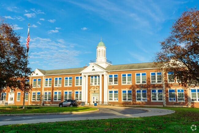Warren Hills Regional Middle School serves students in the Washington community.