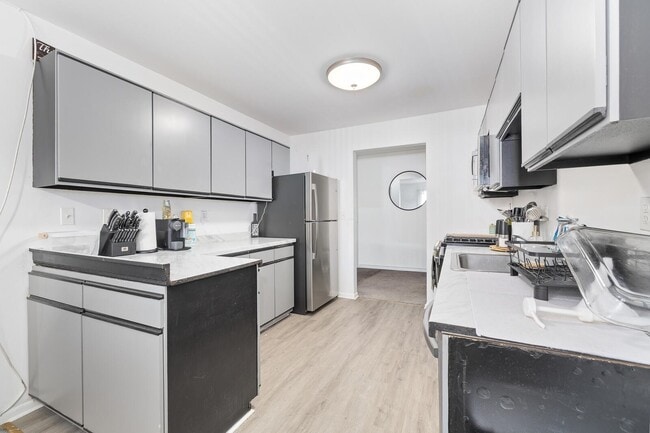 5 Riverview Ct, Secaucus, NJ 07094 - photo 3