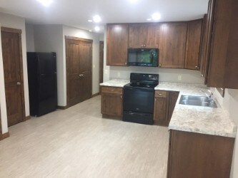 1008 E Madison St unit 2, Eau Claire, WI 54703 - photo 6