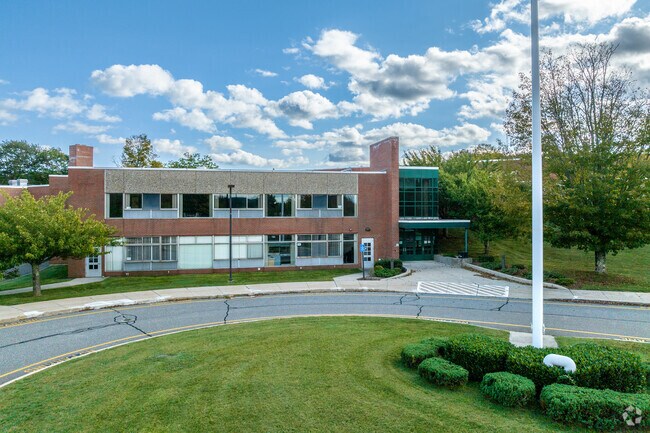 John Winthrop Middle School serves students grades 6 through 8.