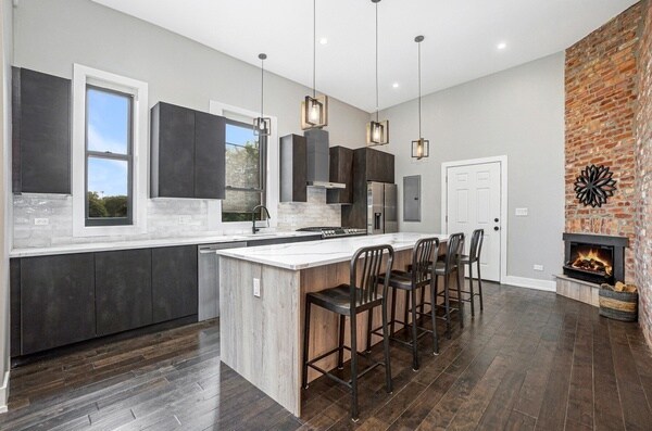 3330 S Indiana Ave unit 2S, Chicago, IL 60616 - photo 3