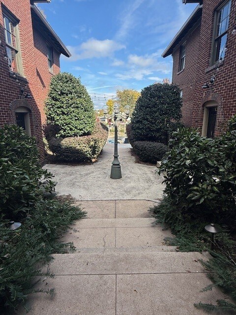 724 29th St S, Birmingham, AL 35233