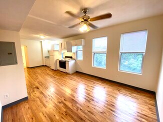 848 Huntington Ave Unit 2, Boston, MA 02115