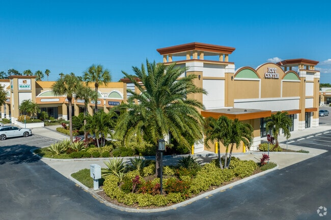 Retail plazas are plentiful in the South Highpoint community.