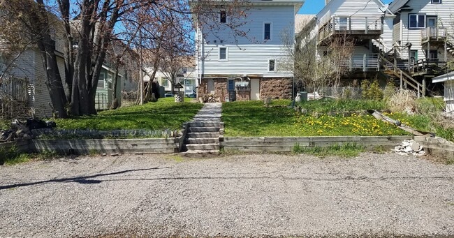 2328 1/2 W 6th St unit .5, Duluth, MN 55806 - photo 7