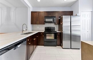 6435 Park Lake Cir, Boynton Beach, FL 33437
