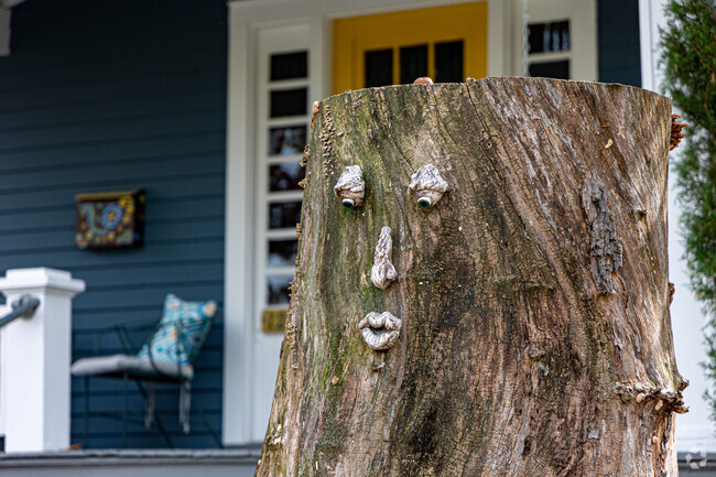 Kenwick is a close-knit Lexington neighborhood growing in affluence.