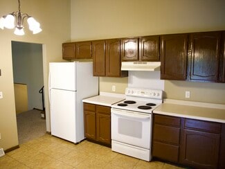 8016 Zane Ave N, Brooklyn Park, MN 55443