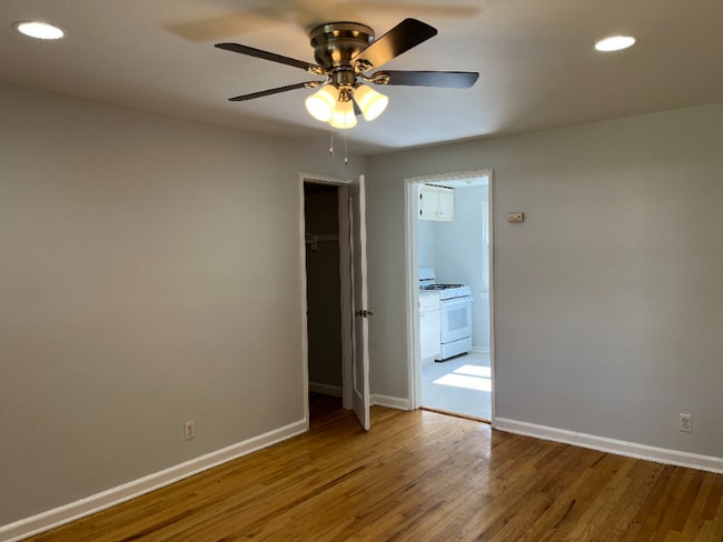 15A Carolyn Terrace unit 1, Roselle, NJ 07203 - photo 6