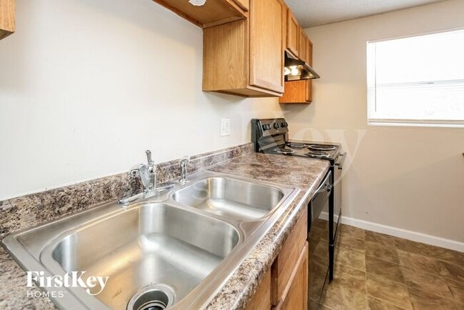 329 Coronado Rd, Indianapolis, IN 46234 - photo 5