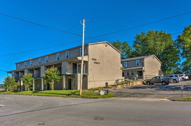 805 Bishop Warren Dr unit ID1296535P, Little Rock, AR 72204 - photo 2