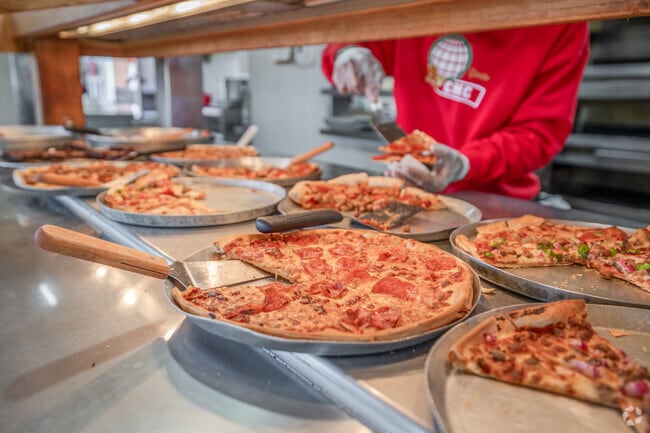 Oakbrook Village has many indoor dining options for patrons.