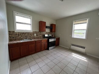 454 4th Ave W Unit 2, Newark, NJ 07107