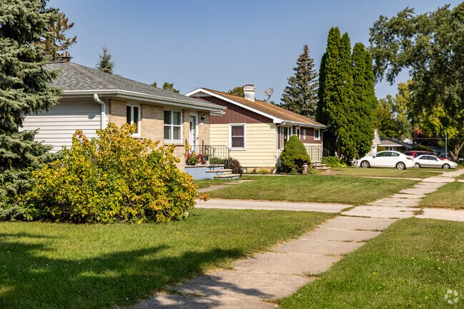 Ranch homes line a residential street in Haevers Corners.