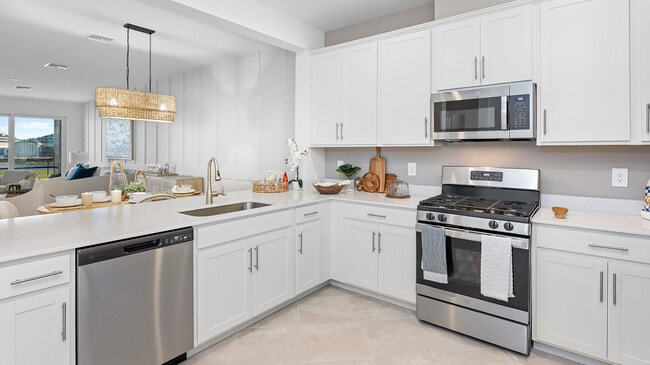 5637 Lightning Whelk Ln unit 38572036, Lakewood Ranch, FL 34211 - photo 3