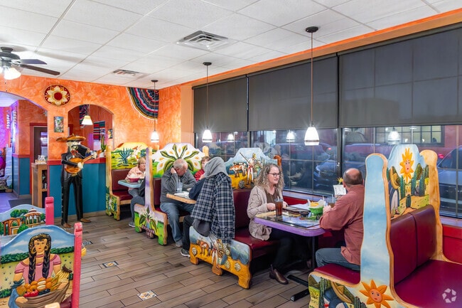 Check out Luna Azteca next time you are in Lower Yoder for amazing food and service.