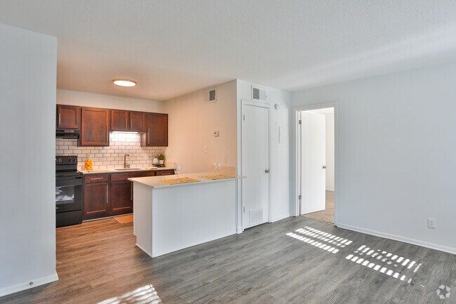 Tree Top Apartments, Spartanburg, SC 29303 - photo 5
