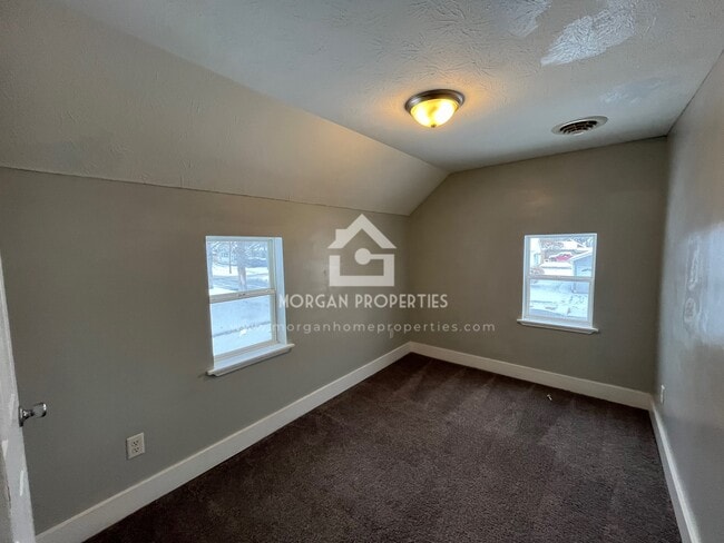 832 E 7th St, Anderson, IN 46012 - photo 6