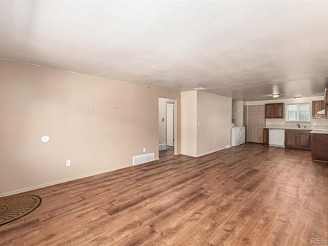 1601 Nome St, Aurora, CO 80010 - photo 5