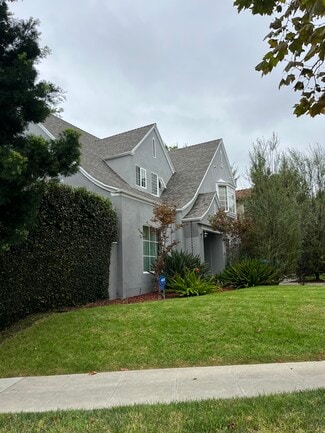 737 S Tremaine Ave, Los Angeles, CA 90005