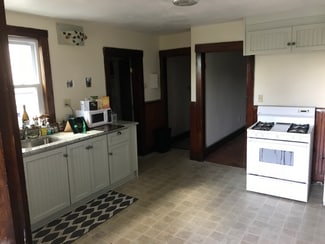 49 Cedar St Unit 3L, Fitchburg, MA 01420