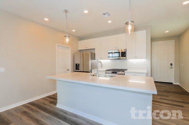 31567 Hans Dr, Menifee, CA 92584 - photo 3