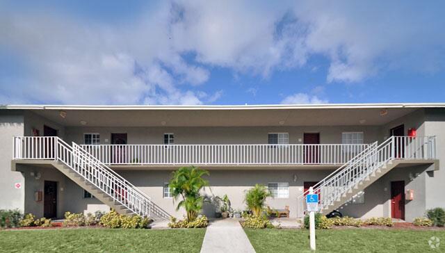 Villas at Palm Beach, West Palm Beach, FL 33415 - photo 1