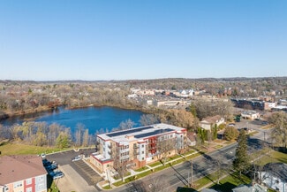 137 W Cascade Ave, River Falls, WI 54022