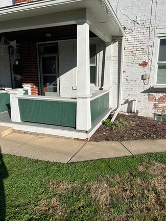 19 N Market St, Muncy, PA 17756