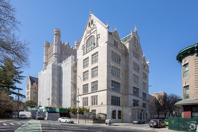 Discover a legacy of academic excellence at International High School in Longwood, Bronx.