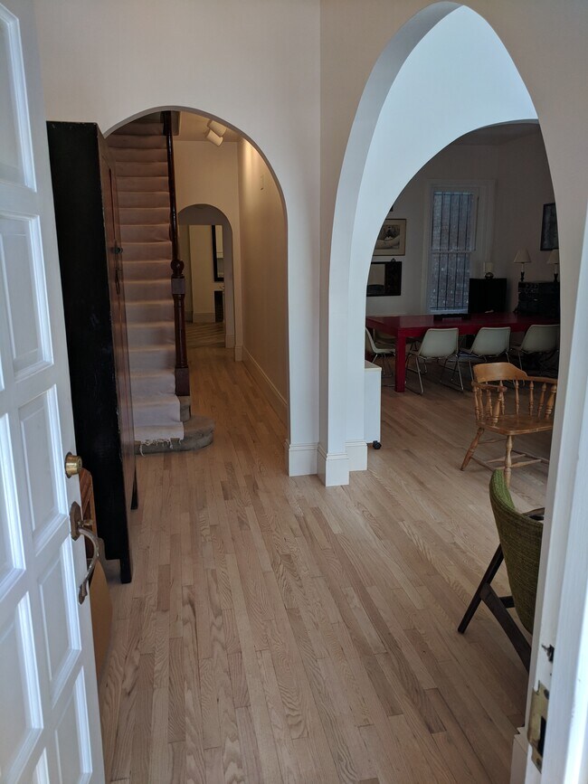 1837 R St NW, Washington, DC 20009 - photo 2